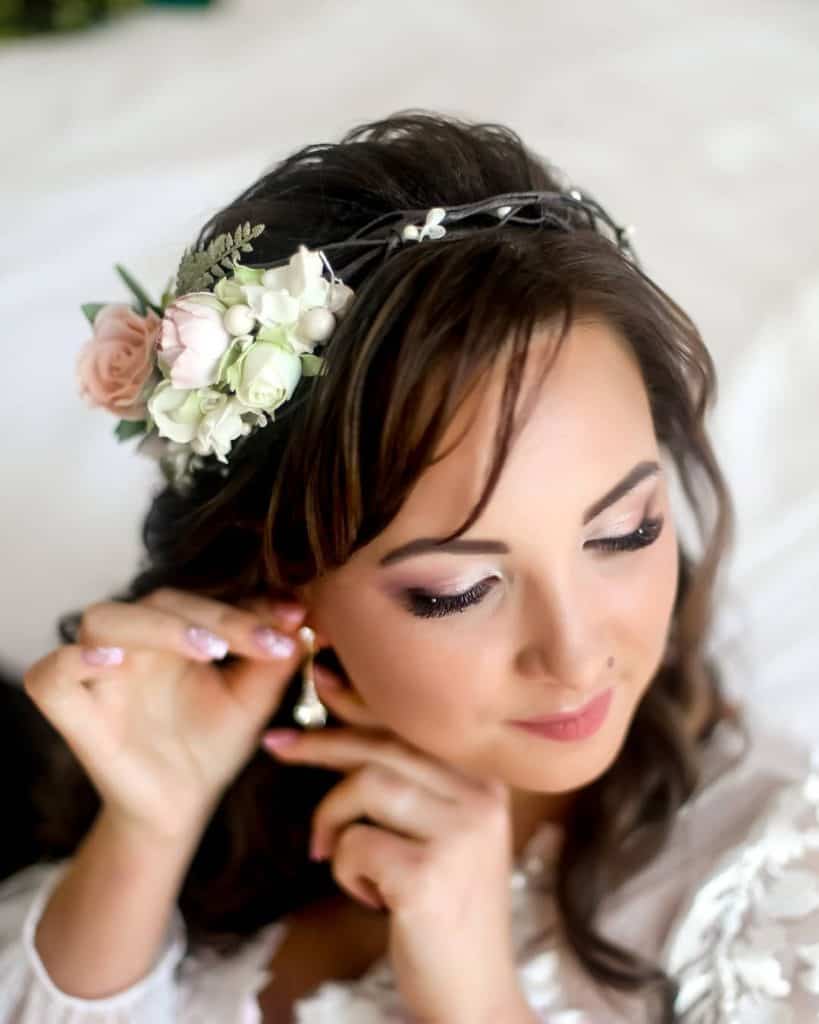 Crown, Tiara or Bridal Wreath? Bridal trends of 2020 clipart free ...